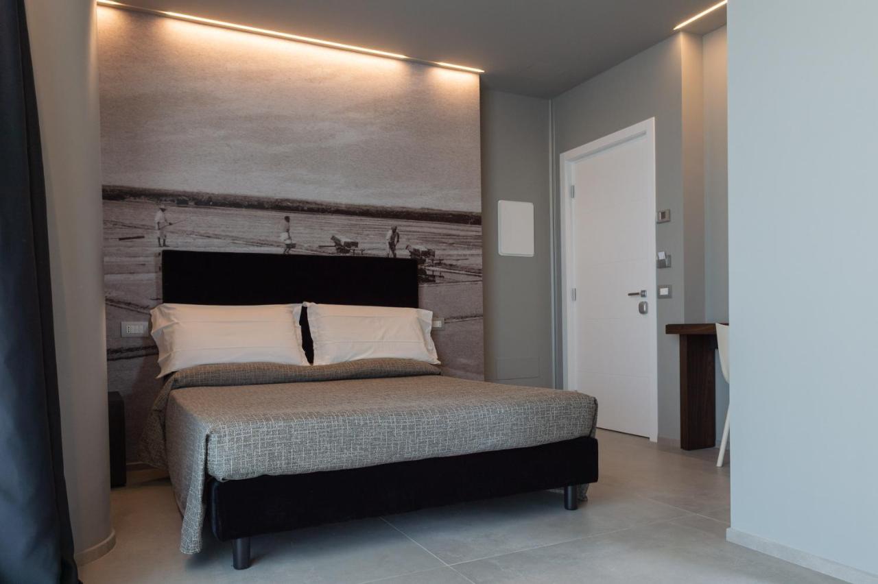 Hotel Commodore Cervia Exterior photo