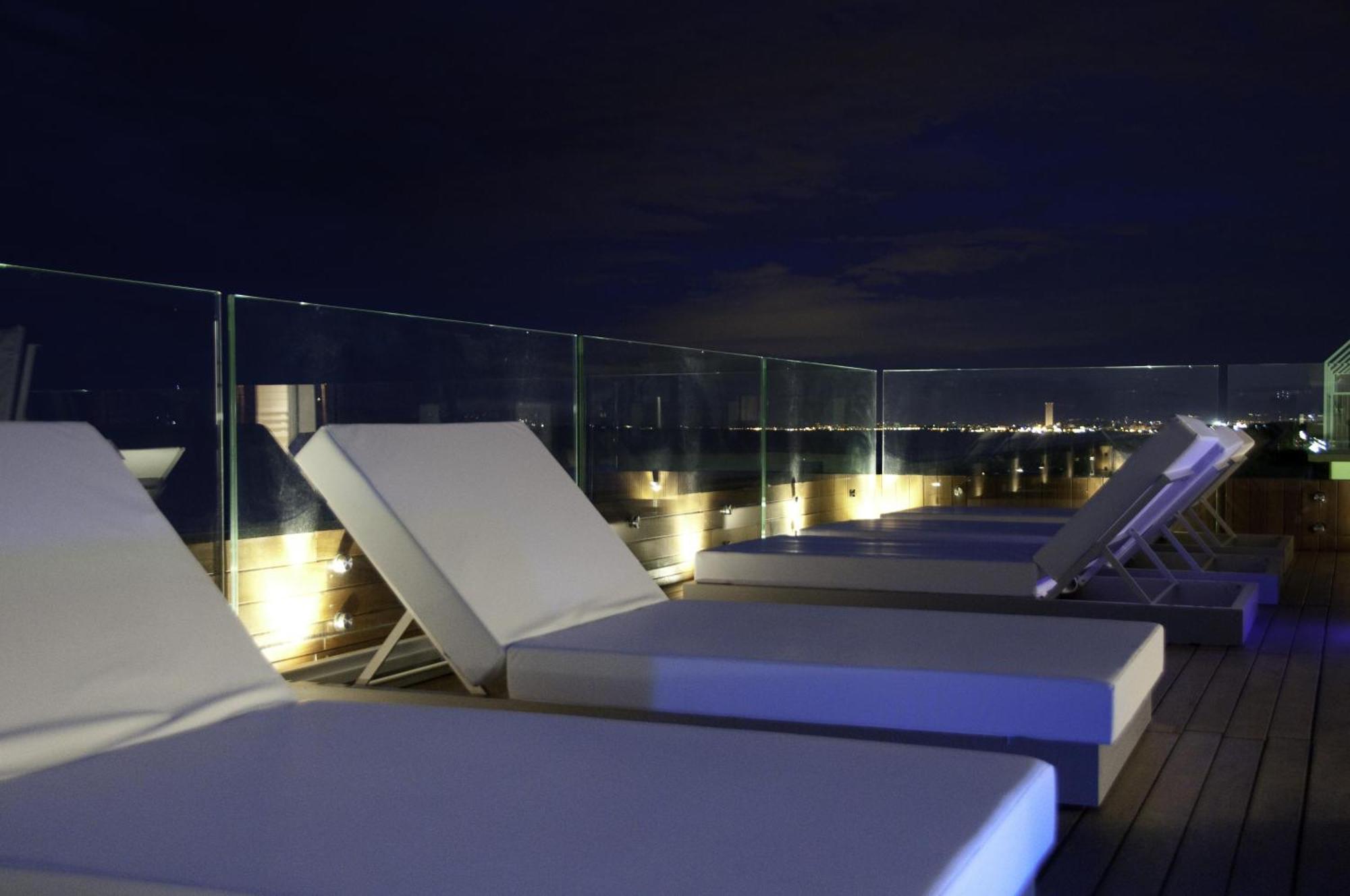 Hotel Commodore Cervia Exterior photo