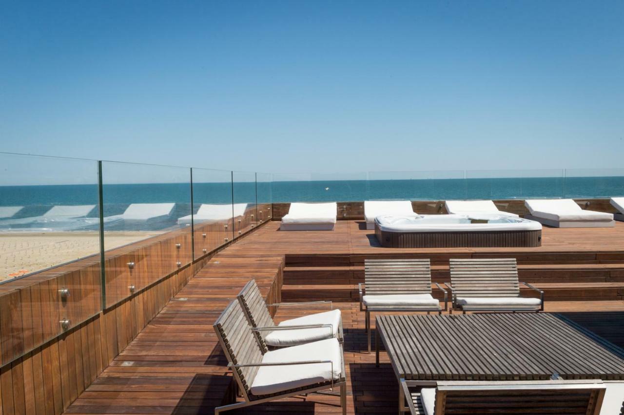 Hotel Commodore Cervia Exterior photo