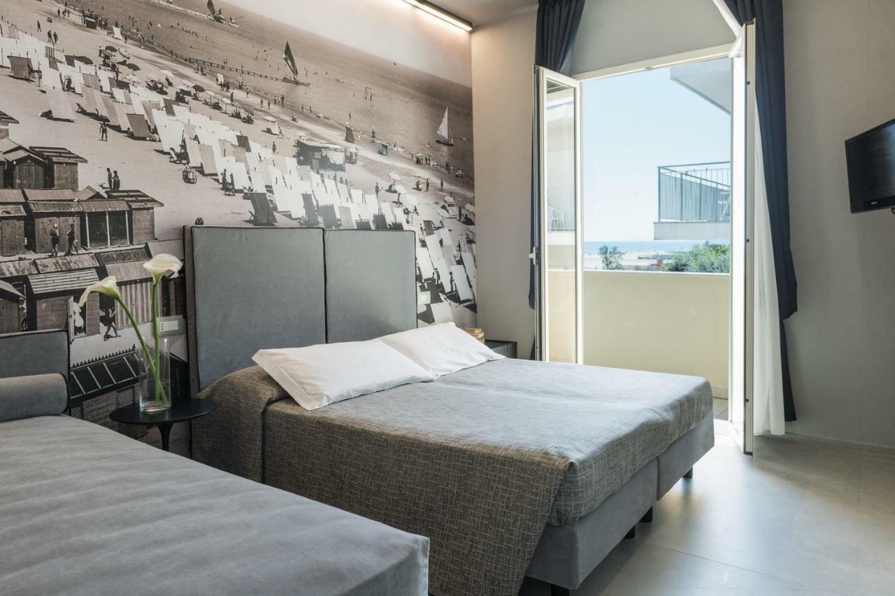 Hotel Commodore Cervia Exterior photo